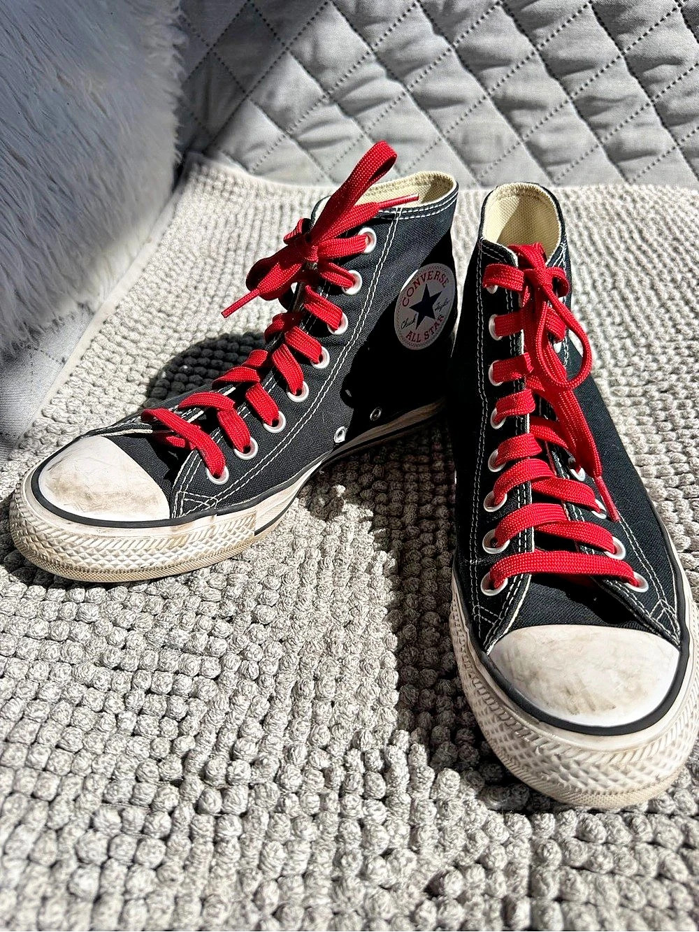 Converse Chuck Taylor All Star High Top Sneakers Black & Red US 8.5
